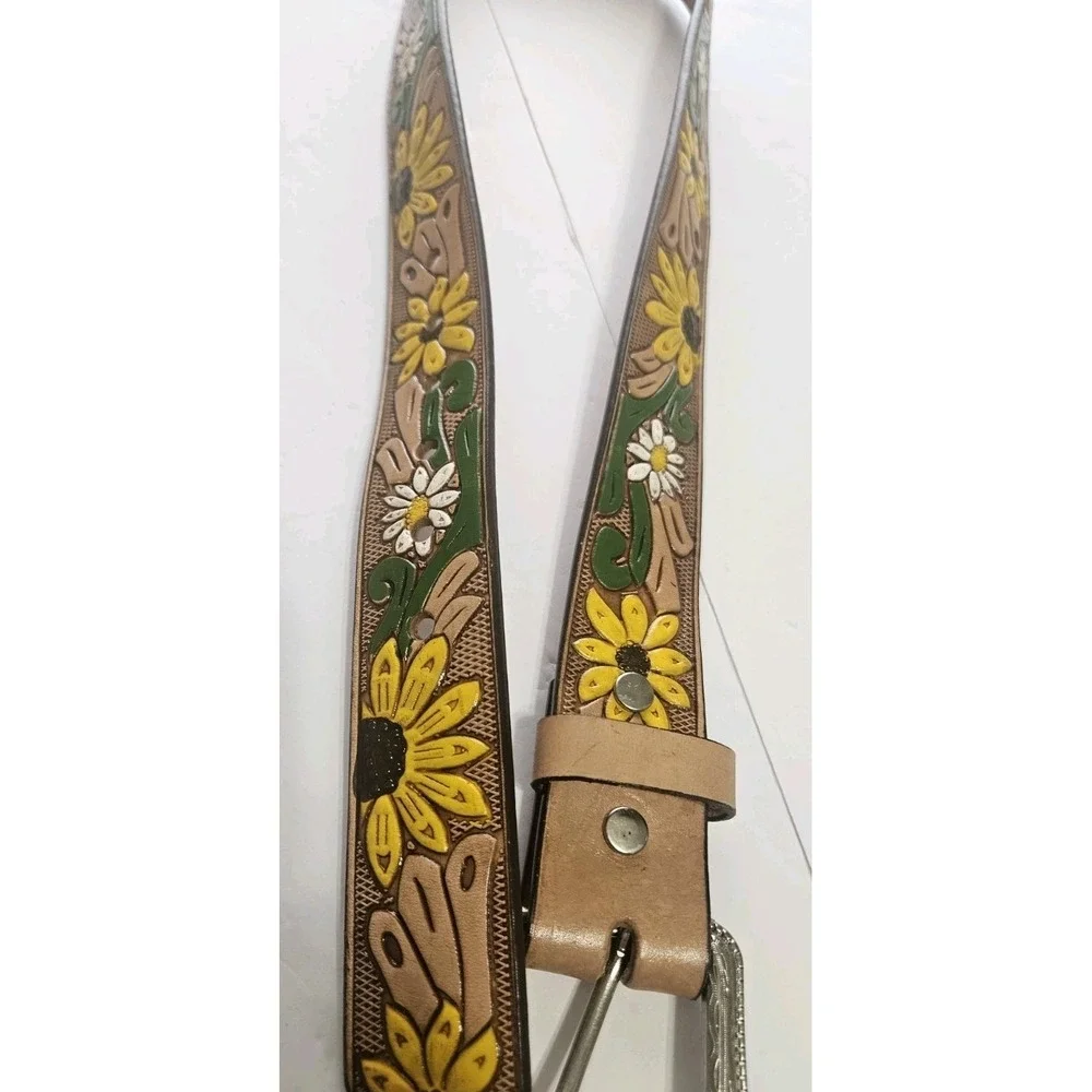 Vintage Hand-Tooled Sunflower Leather Belt Made In Mexico Womens Size 34